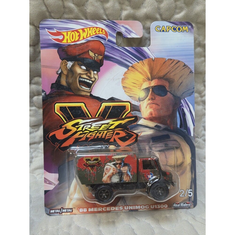 Hot Wheels Premium Capcom Street Fighter V 1988 Mercedes Unimog U1300